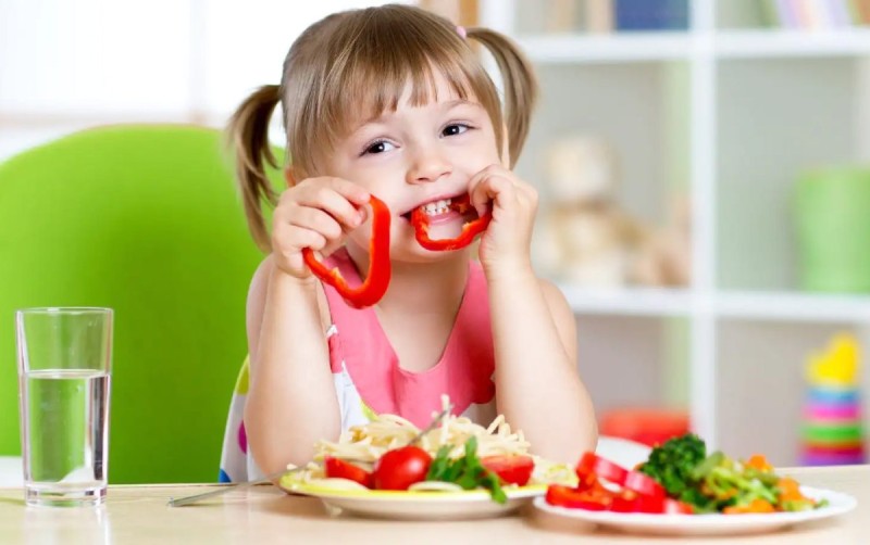 Заохочення дітей до здорового харчування